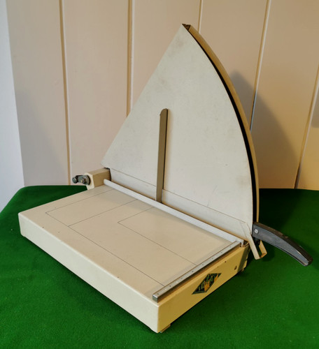Ideal guillotine table top - ideal,