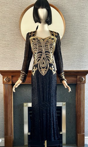 Stunning vintage black gold - black, &