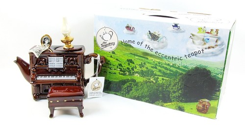 Vintage swineside teapottery - vintage,