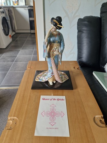 Dance the geisha by - of,