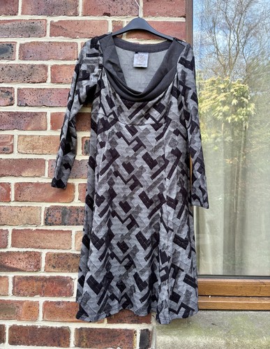 Out xile dress - out,