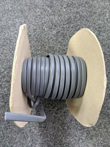 Twin and earth socket - twin,
