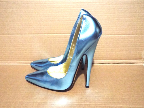 Pearlescent light blue - light,