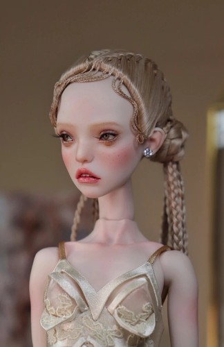 Bjd doll recast resin - doll,