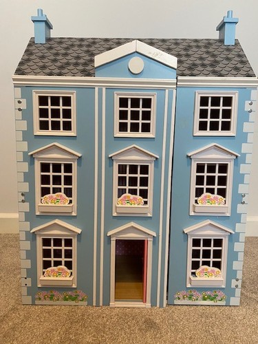 Doll house furniture 4 - house, +