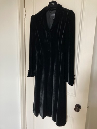 Hobbs pre worn - velvet, opera