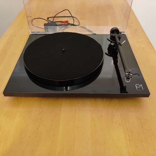 Rega planar turntable - 1, with