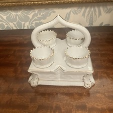 WHITE AND GOLD CERAMIC 4 EGG