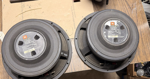 Jbl 1200 gti subwoofer - 12",