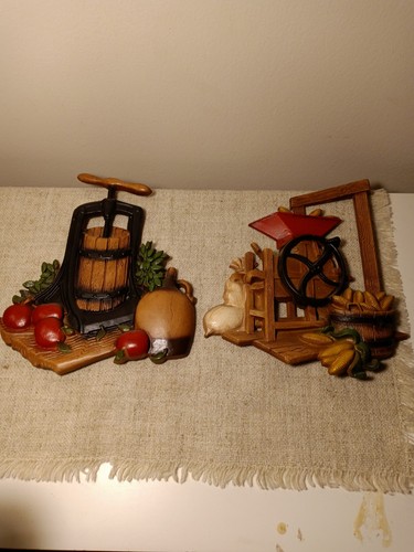 Vtg cast metal - pc,
