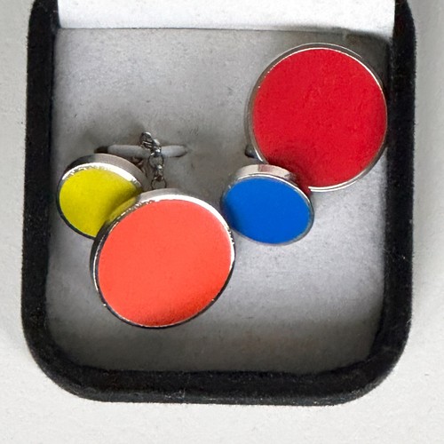 Damien hirst limited - damien,