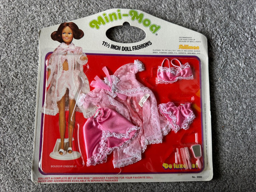 Mini mod inch doll - 11, 1/2