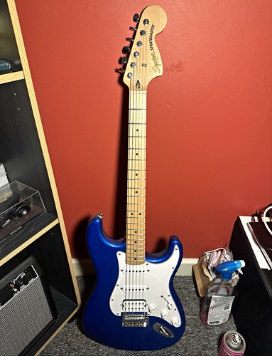 Squier stratocaster blue solid - squier,