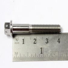 YZF-R1 M8 x 40mm TITANIUM