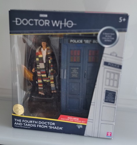 The fourth doctor and tardis - doctor,