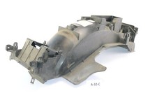 Honda NT 650 V Deauville RC47 BJ 1998 - Rear inner fender A32C