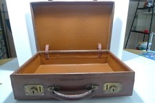 LEATHER BRIEFCASE - BARRISTER