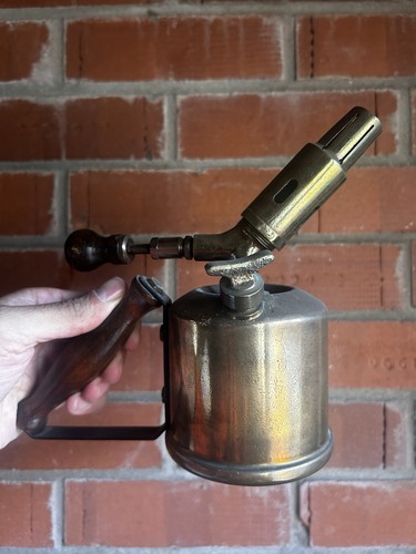 Blow lamp early 1900 - lamp,