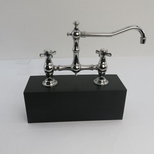 NEWPORT BRASS COUNTRY KITCHEN