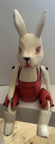 Vintage wooden rabbit/hare