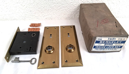 Nos vtg door lock - set, russwin