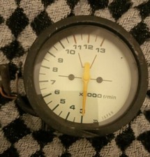 Suzuki GSXR 1100 750 Slabside 1985-88 Rev Counter / Tachometer