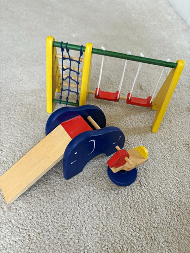 Pintoy wooden dolls - wooden, house