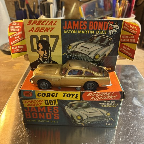 Lovely vintage corgi toys 007 - lovely,