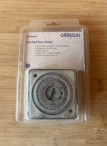 Grasslin hour socket box - 24,