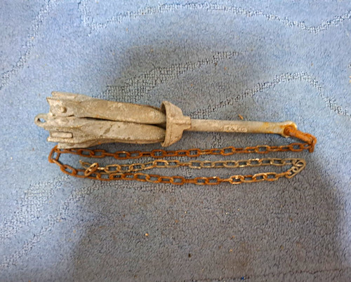 Anchor galvanised four - galvanised, prong