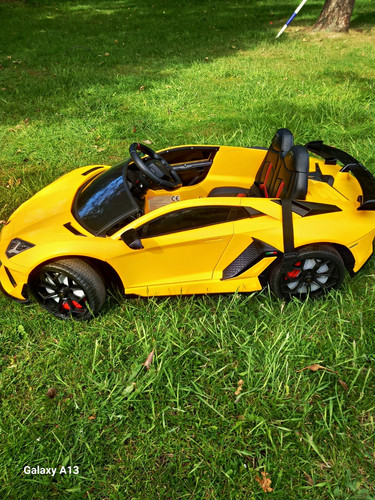 Yellow lamborghini style - yellow,