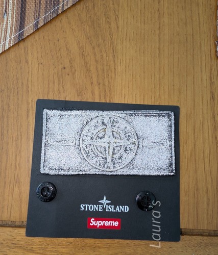 Stone island badge with - badge,