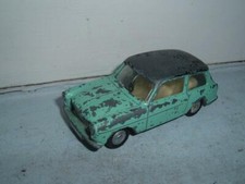 SPOT ON TRIANG #154 AUSTIN A40