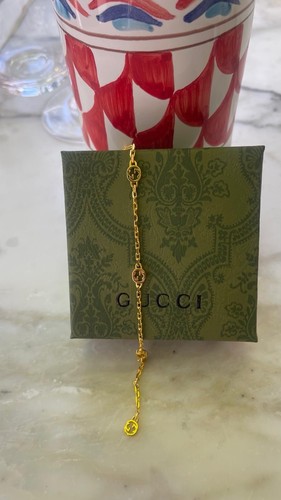 Gucci gold tone bracelet - gucci, gg