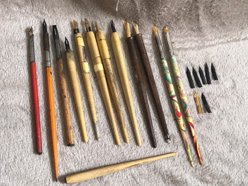 Old vintage wooden calligraphy - old,