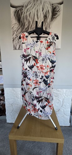 Phase eight marguerite - eight, floral