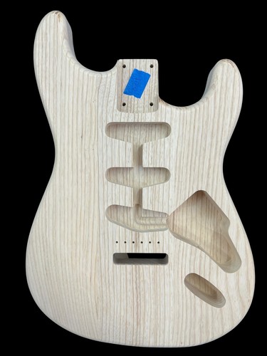 Stratocaster body swamp - body, ash