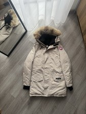 100% AUTHENTIC CANADA GOOSE