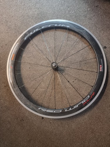 Fulcrum red wind - red,
