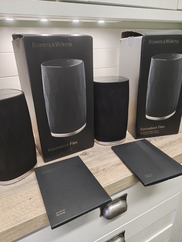 Pair bowers wilkins - of,