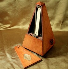 ANTIQUE MAHOGANY MAELZEL