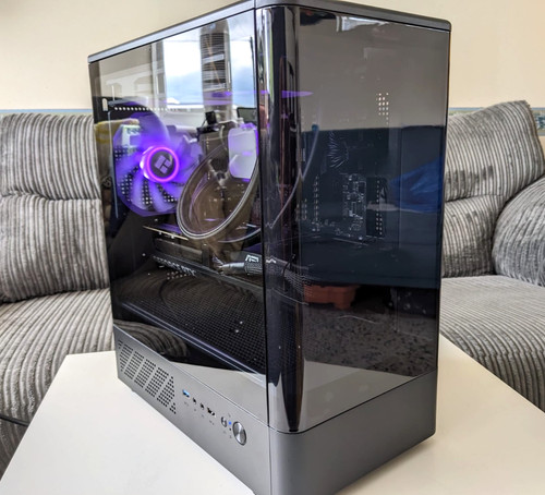 Nvidia rtx 5070 - amd, 7