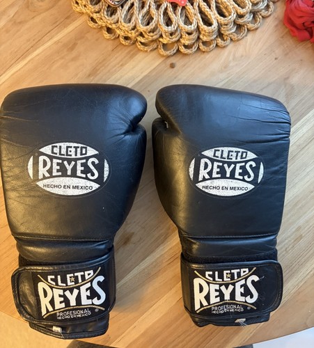 Genuine cleto reyes boxing - genuine,