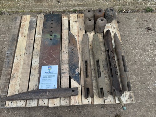 Pallet mole plough wearing - pallet,