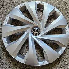 Genuine VW Wheel Centre Cap 15 Inch Silver 2G0601147A