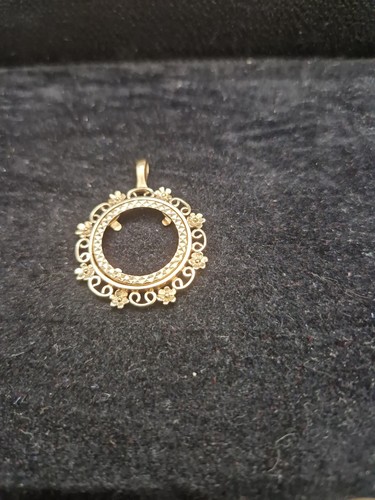 9ct gold half - 9ct,