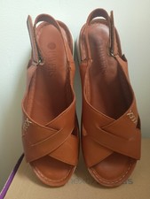Womens Leather  Pavers Size
