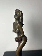 Bronze Nude Woman Sculpture w/ Hat – Signed Mavis – Marble Base – 28 cm