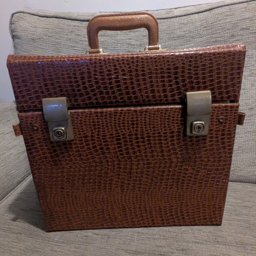 Vintage brown faux - croc, skin