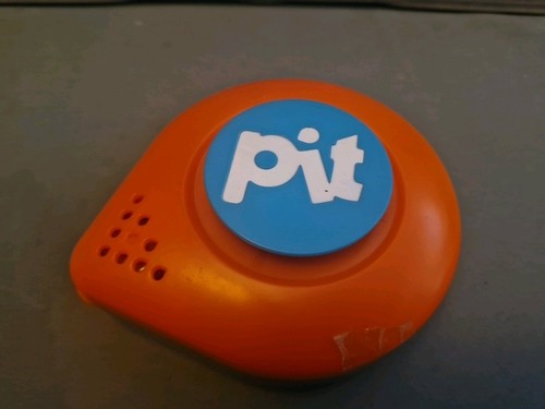 Pit card game with - 🎲,